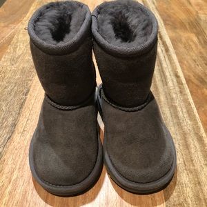 Ugg Kids Classic (Toddler)